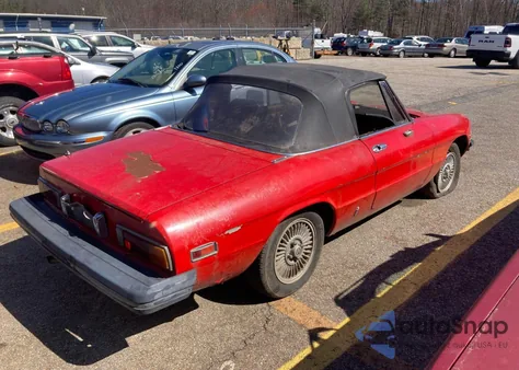 1981 Alfa Romeo Veloce 2000 Spider из США, поврежденный, VIN ZARBA5410B1012836